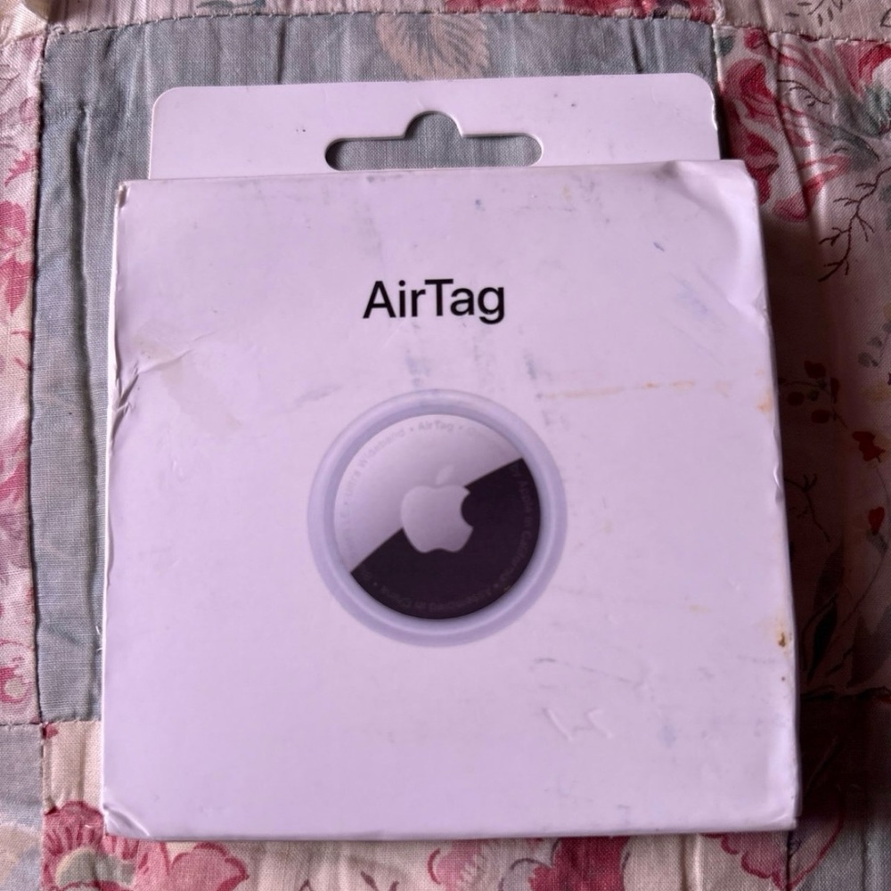 Apple AirTag